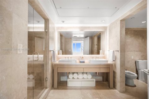 Condo in Miami Beach, Florida, 3 bedrooms  № 2052693 - photo 21