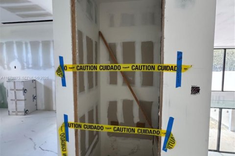 Villa ou maison à vendre à Pinecrest, Floride: 10 chambres № 1977310 - photo 27