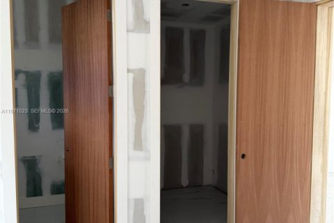 Villa ou maison à vendre à Pinecrest, Floride: 10 chambres № 1977310 - photo 18