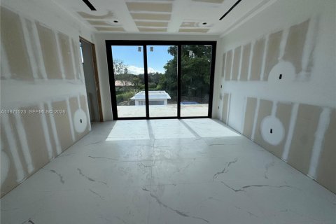 Villa ou maison à vendre à Pinecrest, Floride: 10 chambres № 1977310 - photo 23