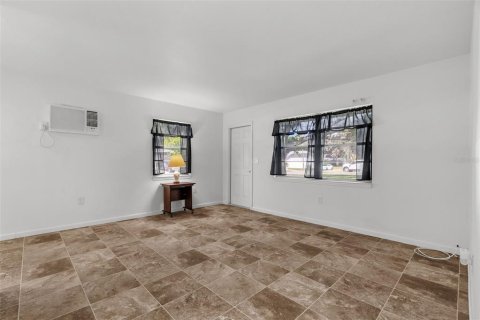 House in Palmetto, Florida 2 bedrooms, 66.89 sq.m. № 2396380 - photo 13