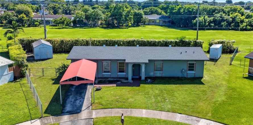 Villa ou maison à Miami, Floride 4 chambres, 142.79 m2 № 1921127