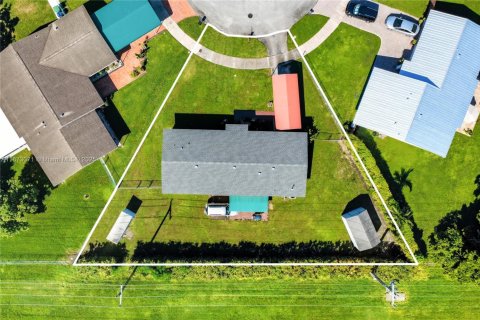 Villa ou maison à vendre à Miami, Floride: 4 chambres, 142.79 m2 № 1921127 - photo 26