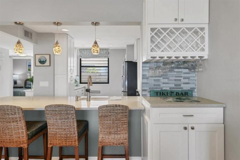 Condo in Bradenton, Florida, 3 bedrooms  № 1643204 - photo 13