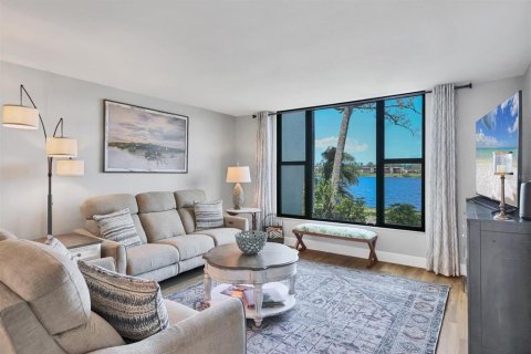 Condo in Bradenton, Florida, 3 bedrooms  № 1643204 - photo 8