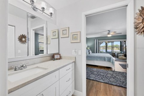 Condo in Bradenton, Florida, 3 bedrooms  № 1643204 - photo 24