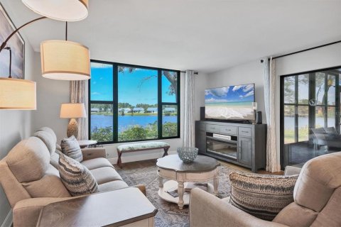 Condo in Bradenton, Florida, 3 bedrooms  № 1643204 - photo 10