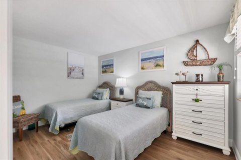 Condo in Bradenton, Florida, 3 bedrooms  № 1643204 - photo 25
