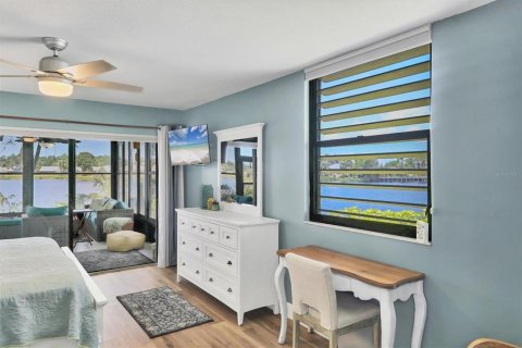 Condo in Bradenton, Florida, 3 bedrooms  № 1643204 - photo 20