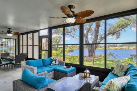 Condo in Bradenton, Florida, 3 bedrooms  № 1643204 - photo 29