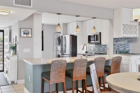 Condo in Bradenton, Florida, 3 bedrooms  № 1643204 - photo 12