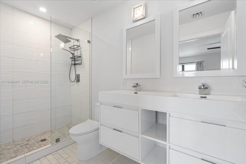 Touwnhouse à vendre à Fort Lauderdale, Floride: 3 chambres, 185.06 m2 № 2152924 - photo 21