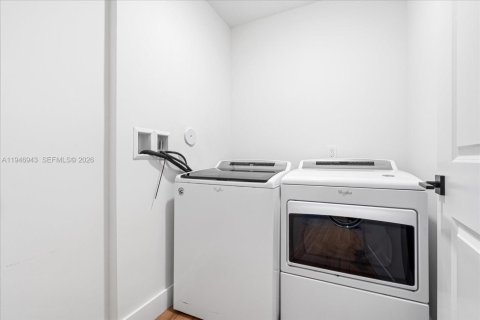 Touwnhouse à vendre à Fort Lauderdale, Floride: 3 chambres, 185.06 m2 № 2152924 - photo 15
