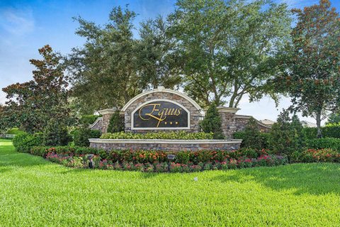 House in Boynton Beach, Florida 6 bedrooms, 425.77 sq.m. № 1136607 - photo 1