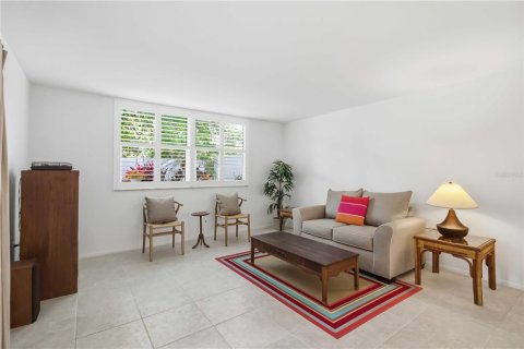 Condo in Bradenton, Florida, 3 bedrooms № 2151790 - photo 12