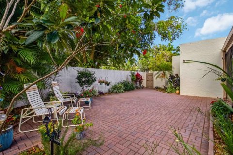 Condo in Bradenton, Florida, 3 bedrooms № 2151790 - photo 6