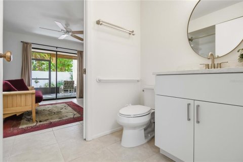 Condo in Bradenton, Florida, 3 bedrooms № 2151790 - photo 21