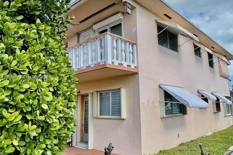 Copropriété à louer à Hallandale Beach, Floride: 2 chambres, 78.78 m2 № 1991403 - photo 16
