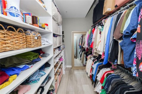 Condo in Tampa, Florida, 1 bedroom  № 1565071 - photo 16