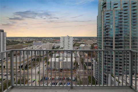 Condo in Tampa, Florida, 1 bedroom  № 1565071 - photo 19