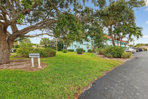 Condo in St. Lucie, Florida, 2 bedrooms № 2082202 - photo 3