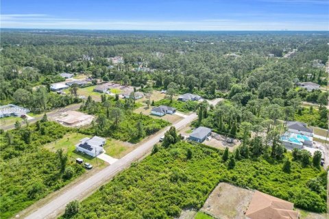 Casa en venta en Lehigh Acres, Florida, 3 dormitorios № 1932062 - foto 28