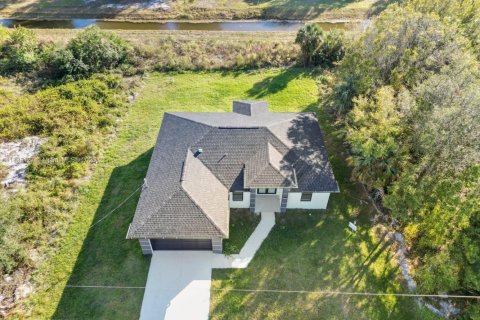 Casa en venta en Lehigh Acres, Florida, 3 dormitorios № 1932062 - foto 30