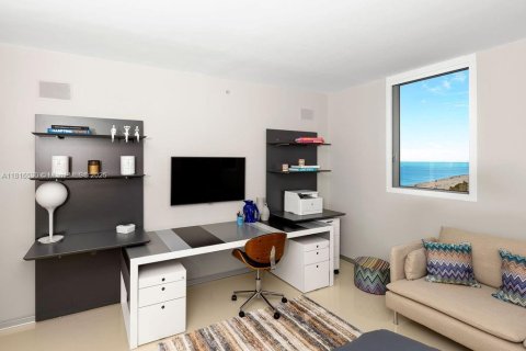 Купить кондоминиум в Майами-Бич, Флорида 3 спальни, 218.69м2, № 2012441 - фото 9