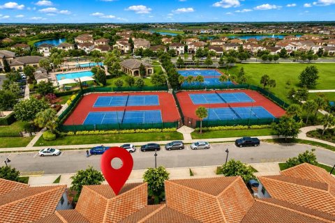 Townhouse in Orlando, Florida 3 bedrooms, 152.27 sq.m. № 2104485 - photo 21