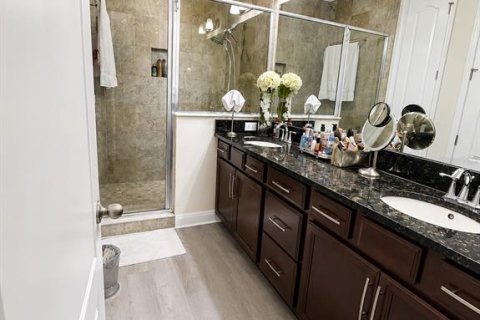 Townhouse in Orlando, Florida 3 bedrooms, 152.27 sq.m. № 2104485 - photo 13