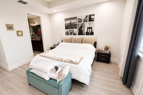 Townhouse in Orlando, Florida 3 bedrooms, 152.27 sq.m. № 2104485 - photo 15