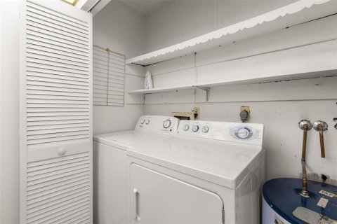 Townhouse in Saint Petersburg, Florida 1 bedroom, 68.28 sq.m. № 2097856 - photo 24