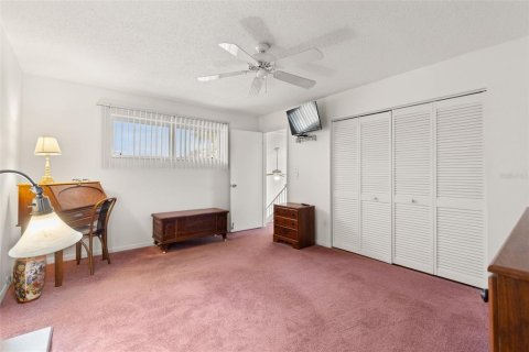 Townhouse in Saint Petersburg, Florida 1 bedroom, 68.28 sq.m. № 2097856 - photo 20