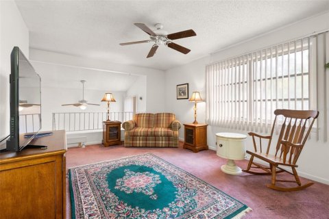 Townhouse in Saint Petersburg, Florida 1 bedroom, 68.28 sq.m. № 2097856 - photo 9