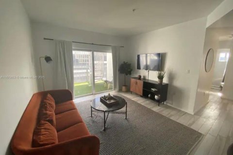 Купить кондоминиум в Майами, Флорида 2 спальни, 77.67м2, № 2035224 - фото 12