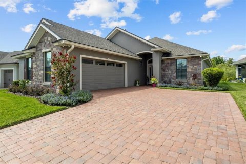 House in Lakeland, Florida 2 bedrooms, 182.65 sq.m. № 2342512