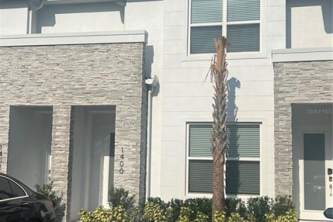 Touwnhouse à louer à Clermont, Floride: 3 chambres, 172.05 m2 № 1869862 - photo 1
