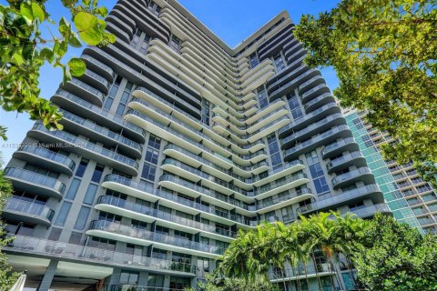 Copropriété à louer à Miami, Floride: 2 chambres, 77.57 m2 № 1981393 - photo 2