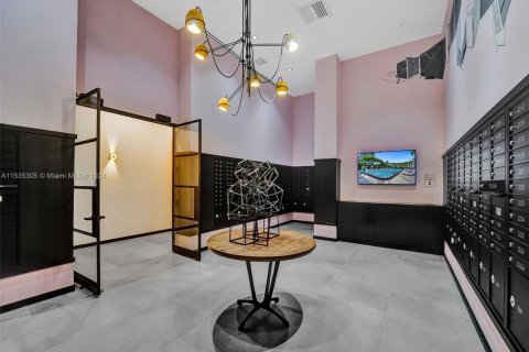 Copropriété à louer à Miami, Floride: 2 chambres, 77.57 m2 № 1981393 - photo 16