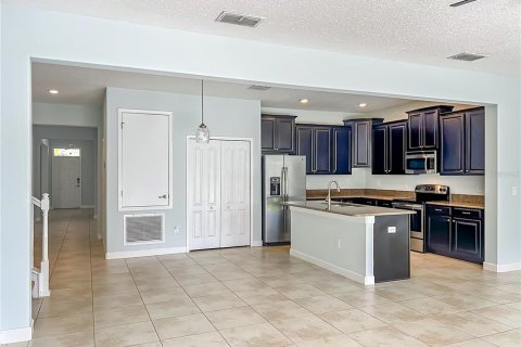 House in Winter Garden, Florida 4 bedrooms, 265.05 sq.m. № 1823334 - photo 22