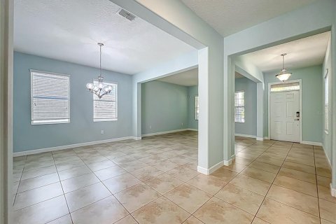 House in Winter Garden, Florida 4 bedrooms, 265.05 sq.m. № 1823334 - photo 13