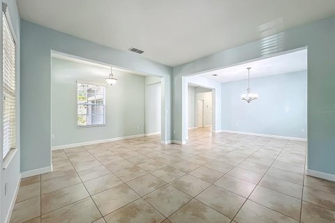 House in Winter Garden, Florida 4 bedrooms, 265.05 sq.m. № 1823334 - photo 10