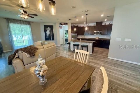 House in Daytona Beach, Florida 4 bedrooms, 184.23 sq.m. № 1903532 - photo 4