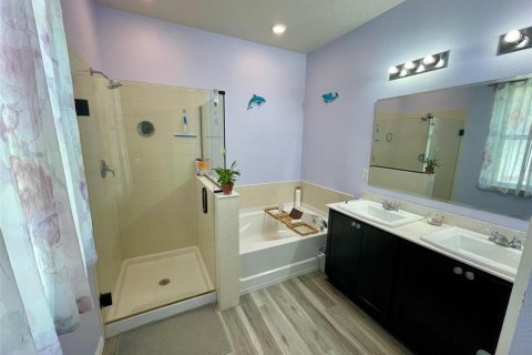 House in Daytona Beach, Florida 4 bedrooms, 184.23 sq.m. № 1903532 - photo 13