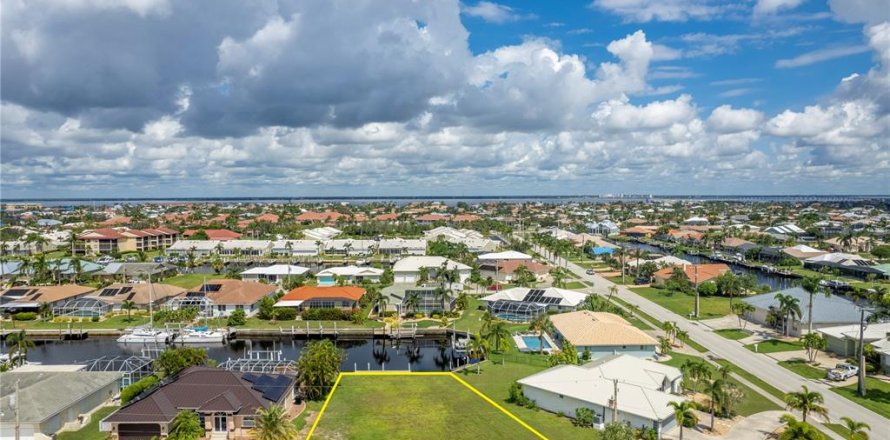 Land in Punta Gorda, Florida № 1534872