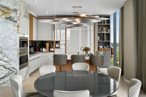 Купить кондоминиум в Майами, Флорида 3 спальни, 237.64м2, № 1972395 - фото 6