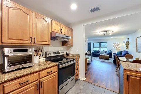 Condo in Maitland, Florida, 3 bedrooms  № 2223721 - photo 19