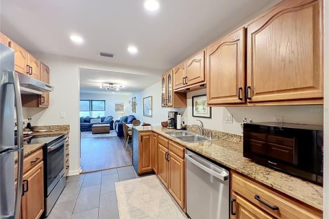 Condo in Maitland, Florida, 3 bedrooms  № 2223721 - photo 21