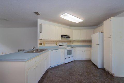 House in Ocala, Florida 3 bedrooms, 171.5 sq.m. № 1805466 - photo 7