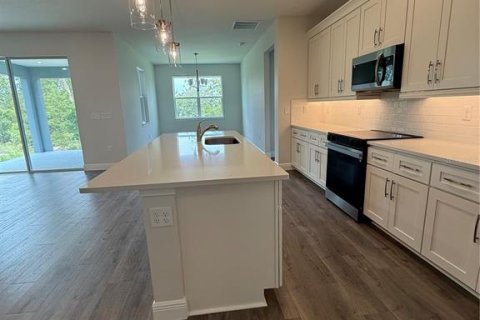 Casa en venta en Ocala, Florida, 4 dormitorios, 199.37 m2 № 2231224 - foto 4